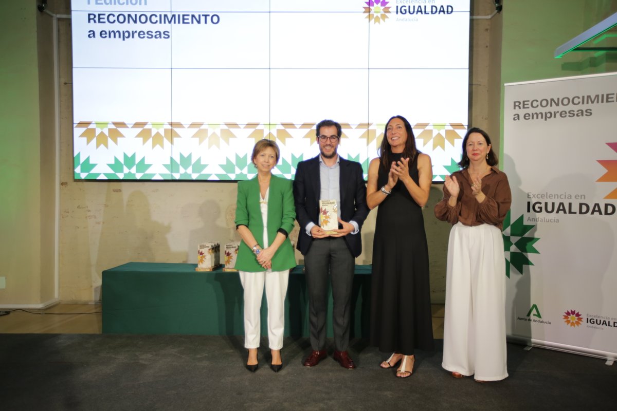 <a href="/apparkya/">Apparkya</a> <a href="/SalienteCEE/">El Saliente-CEE</a> Seguimos celebrando el compromiso con la igualdad. Felicitamos a: Asociación para el Desarrollo Educativo y Social Integra2, <a href="/audiolis/">Audiolís | Más formación, mejor empleo</a>, <a href="/CORECO_SA/">CORECO</a> y <a href="/Daplast/">Daplast</a>. Vuestro ejemplo impulsa la equidad en Andalucía. ✨

#MAEI #MedianasEmpresas #Compromiso