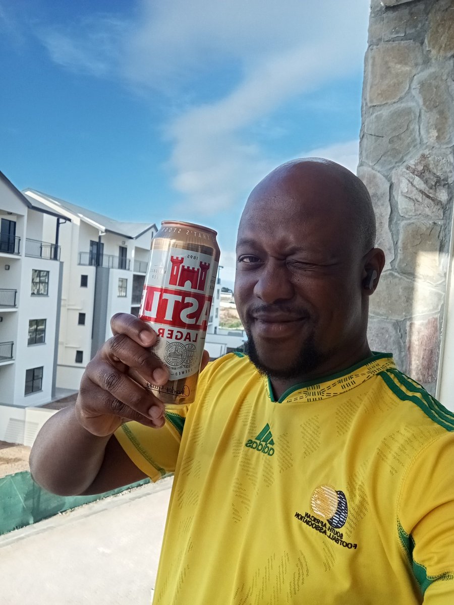 kingheirs's tweet photo. Let's go @BafanaBafana @CastleLagerSA we are with you all the way 🇿🇦💛⚽ #SSFootball #FIFAWCQ2026 https://t.co/c8Obwhv40F