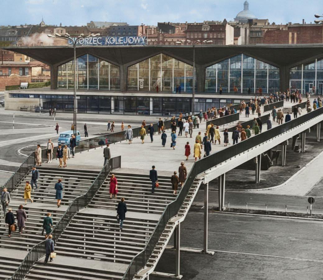 #Katowice - dworzec kolejowy w 1976 r.