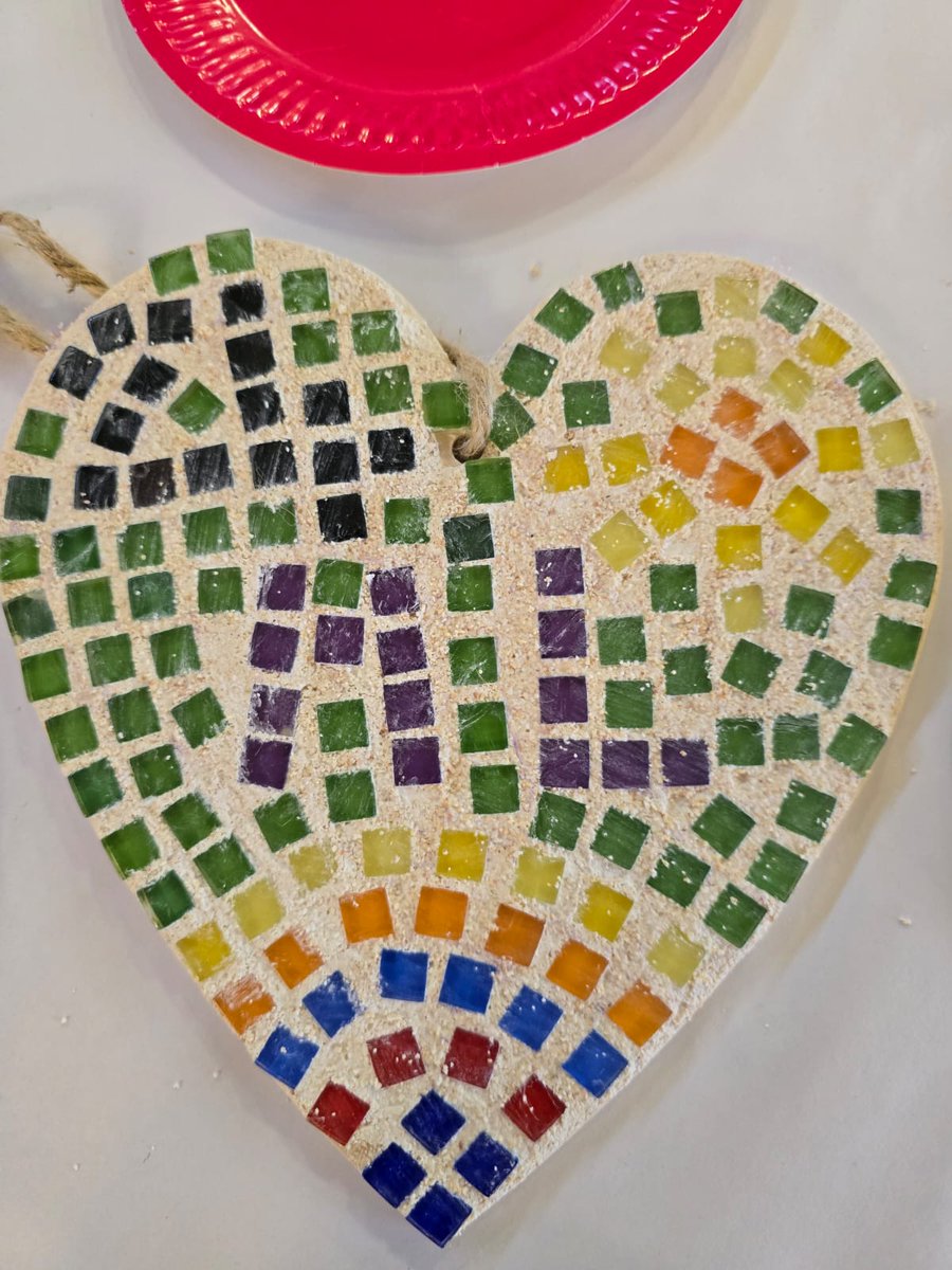 Rotherhamcreat2's tweet image. We have been learning all about Mosaic Art @WhistonJandI Yr1 children and families have learned how to create a Mosaic Heart. Just take a look at these Masterpieces. Once they have had their final polish, these will be fantastic. #fabulousfamilies #teamwork #learningtogether