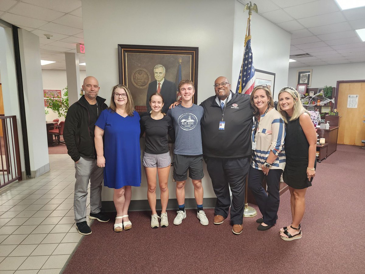 Congratulations to Connor Whitney and Haley Heitmeyer! They have been chosen by Chiles as the math and science nominees for the 2026 Sunshine State Scholars Program!