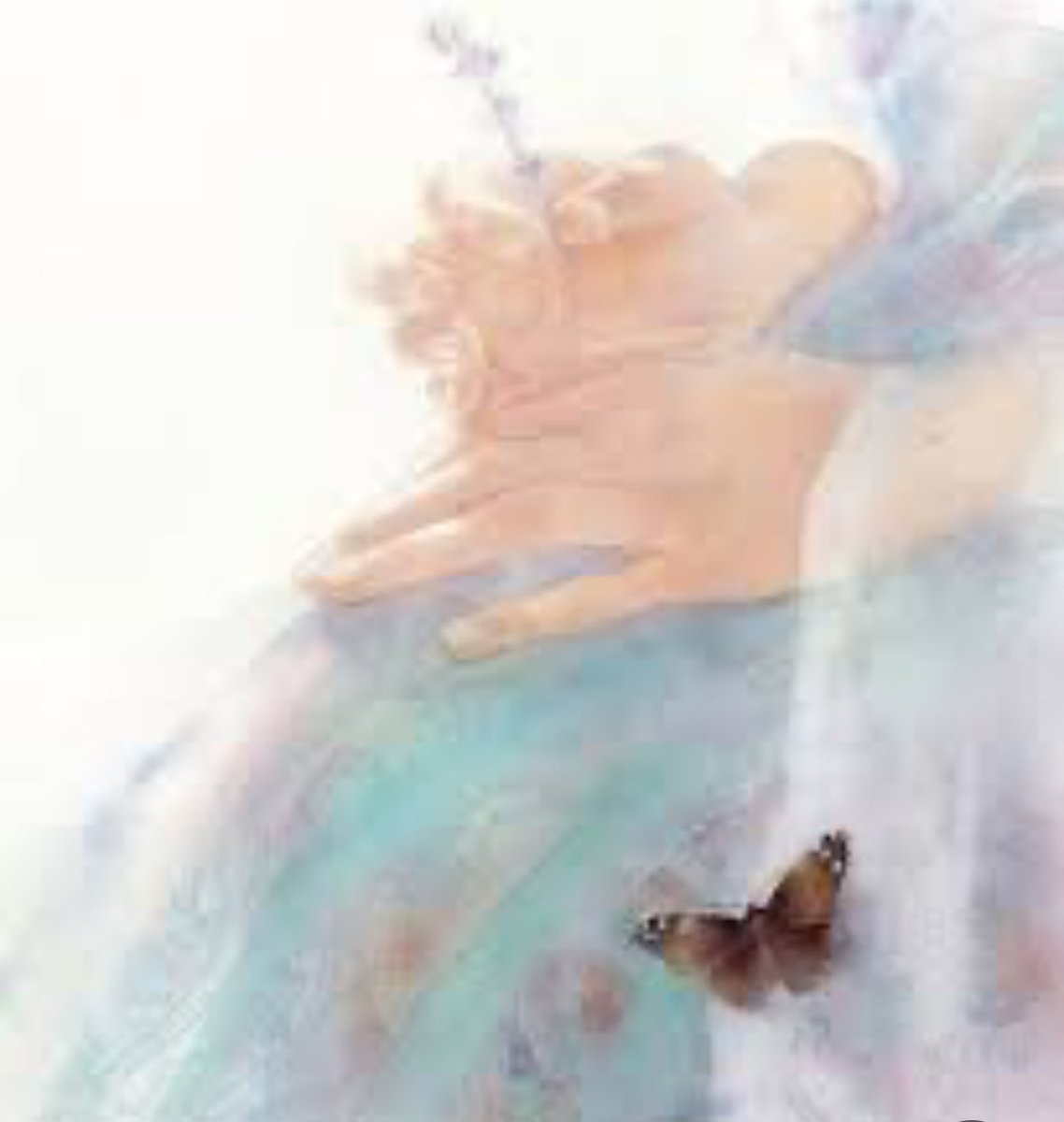 #قيد
#مساء_الــود_والـــورد 
#فضفضه 
#بوح_المشاعر 

تمنّيتُكِ خريفًا لا ينتهي
وأكتوبرَ يسكنُ البؤبؤَ، لا التقويم
تساقط صبري مع الحفيف، وغنّى
حتى صرنا أيامًا تمضي
وشهورًا يُرضيها الترتيب
أخبرني
أين ينتهي كلّ شيء؟
لأنتهي هناك
وأين المدى…
لأبدأ كسِربِ العصافير؟