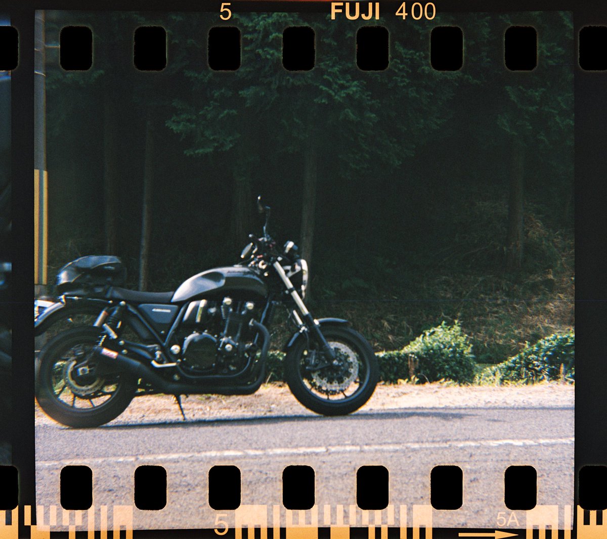 CB1100164's tweet photo. フィルムカメラはじめました。 https://t.co/UzegQswm4a