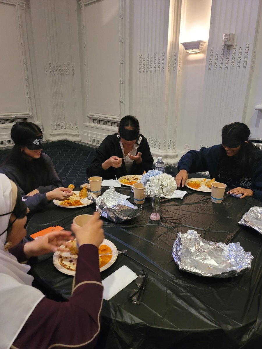 Case for Sight and American Medical Student Association (AMSA) held its annual “Dinner in the Dark” fundraiser and awareness event last weekend. Proceeds from the event support Cleveland Sight Center.
