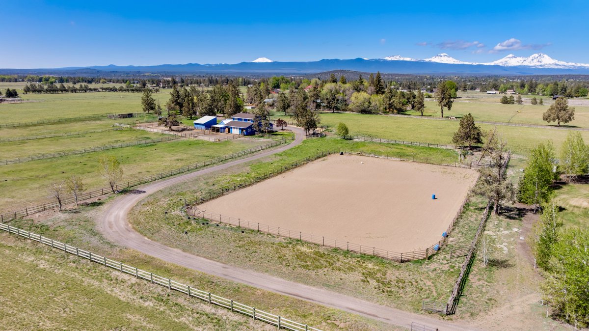 Amenities checklist: 

✅ 7,300-sf main residence
✅ 5-stall barn
✅ 130-ft x 200-ft riding arena
✅ 19.7 acres (with water rights)
✅ Central Oregon location

Be sure to register for the auction by October 16th. Visit OregonLuxuryAuction.com for details.