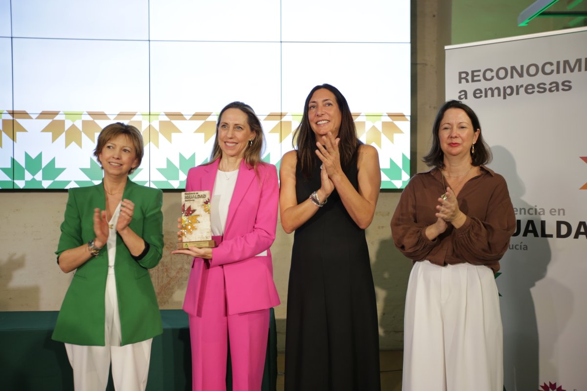 <a href="/portalento_/">Por Talento</a> <a href="/Atende_/">Atende_</a> <a href="/Clece_/">CLECE</a> <a href="/CruzRojaEsp/">Cruz Roja Española</a> <a href="/FundDiagrama/">Fundación Diagrama</a> <a href="/Integracee/">Integra CEE</a> <a href="/leroymerlin_es/">leroymerlin_es</a> Seguimos reconociendo el compromiso. Damos la enhorabuena a: <a href="/GrupoMagtel/">Grupo Magtel</a>, <a href="/mitie/">Mitie</a>, <a href="/MoeveClientes/">Moeve Clientes</a> y <a href="/Global_Strada/">Global_Strada</a>. Vuestra MAEI es el reflejo de una gestión justa. 👏

#MAEI #GrandesEmpresas #Liderazgo