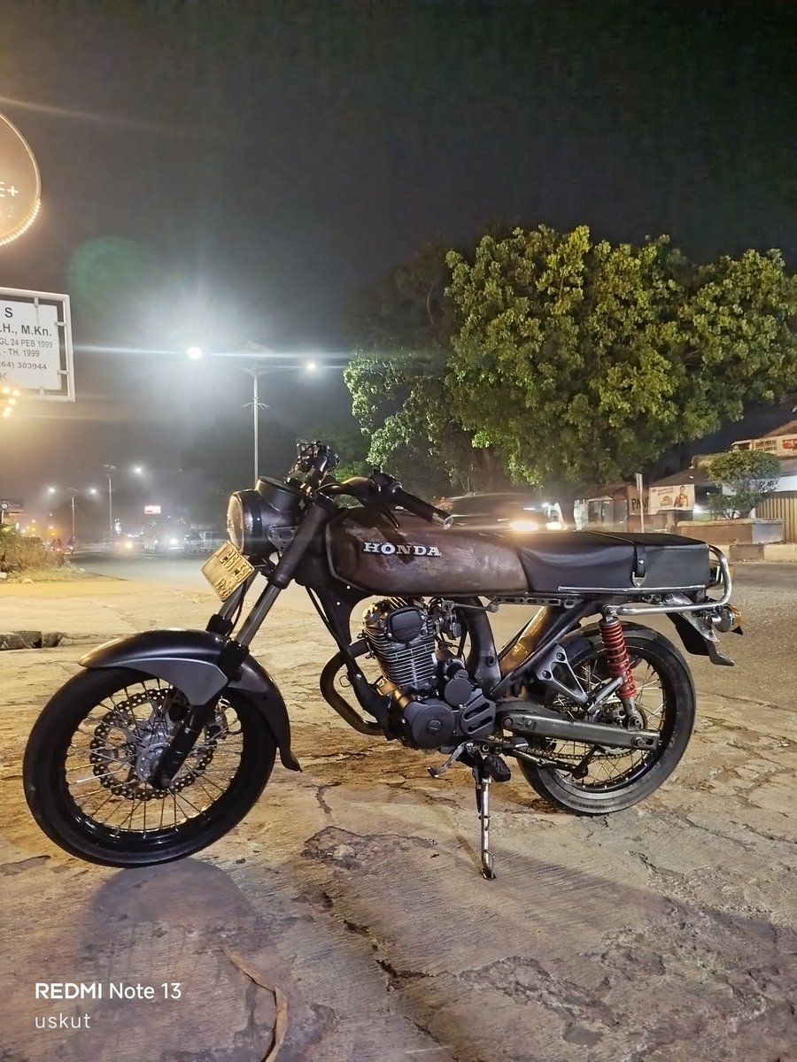 duniaaa pada sibuk gini weh