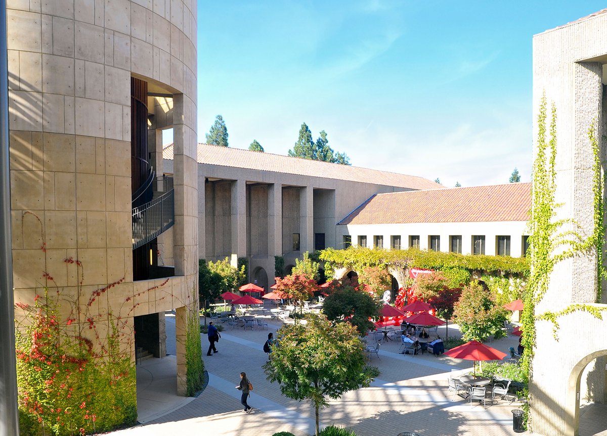 Seven recently published books by Stanford Law alums were featured in the most recent edition of #StanfordLawmag, ranging from romance novels to deep dives into law and politics. Check out the impressive array of titles: brnw.ch/21wWC4K