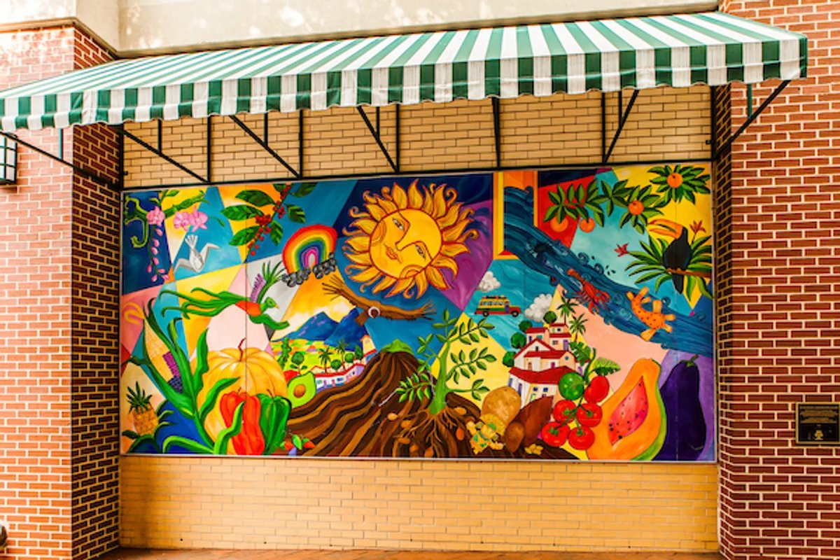 hellocommas tweet media