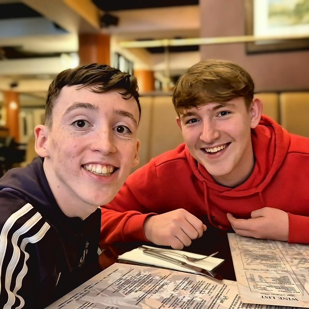 Quick bite to eat before <a href="/TOTDevils/">Talk of the Devils</a> live show tonight 👍🏼