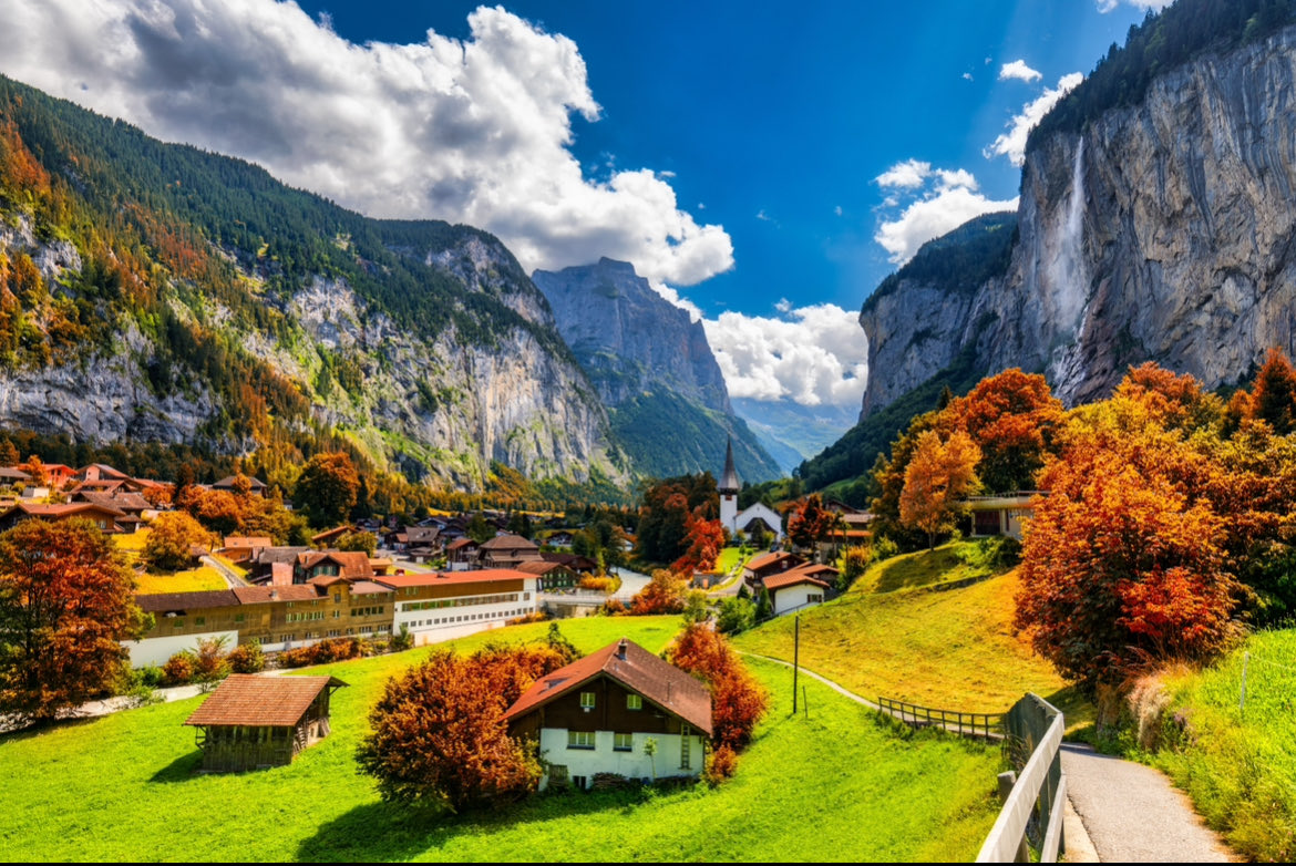 Rockford, IL in the fall 😍