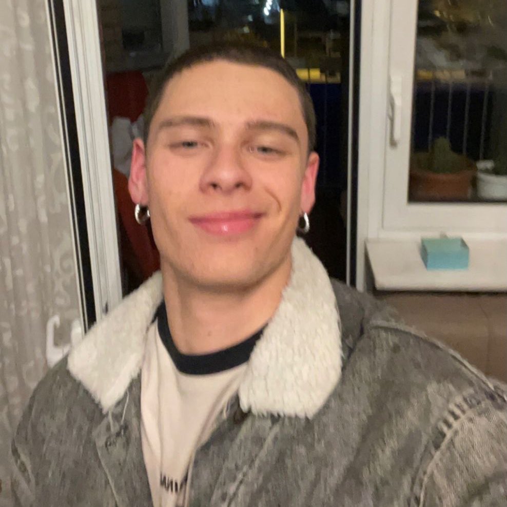SPRNGERC0NNIE's tweet image. 