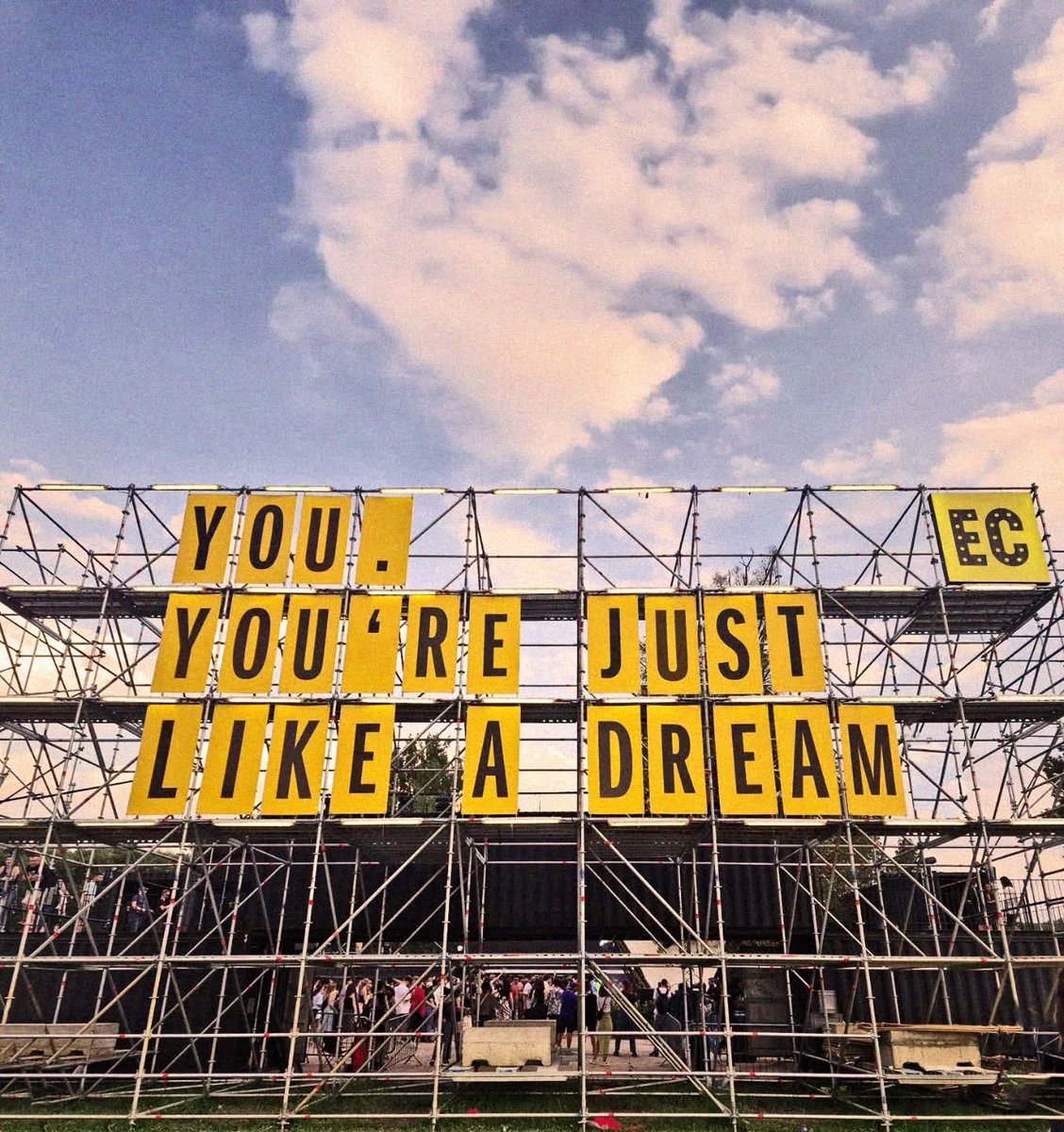BestFestivalEver_
<a href="/electric_castle/">Electric Castle</a> 
🪐🪐🪐