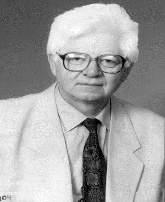 Dünyanın en büyük bilim adamlarından, ABD tarihinin en genç yaşta profesör olmuş dehası, Türk Einstein'ı Oktay Sinanoğlu adına bir üniversitemiz yok ama Abdullah Gül adına üniversite var!