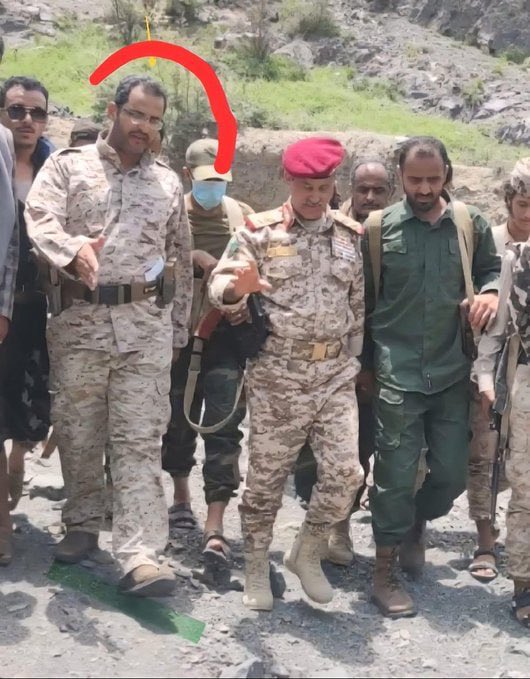مصادر ..

انشقاق العميد صلاح مقبل الصلاحي ، قائد اللواء العاشر في ميليشيا الحوثي و انضمامه إلى قوات الحكومة الشرعية اليمنية.

—-