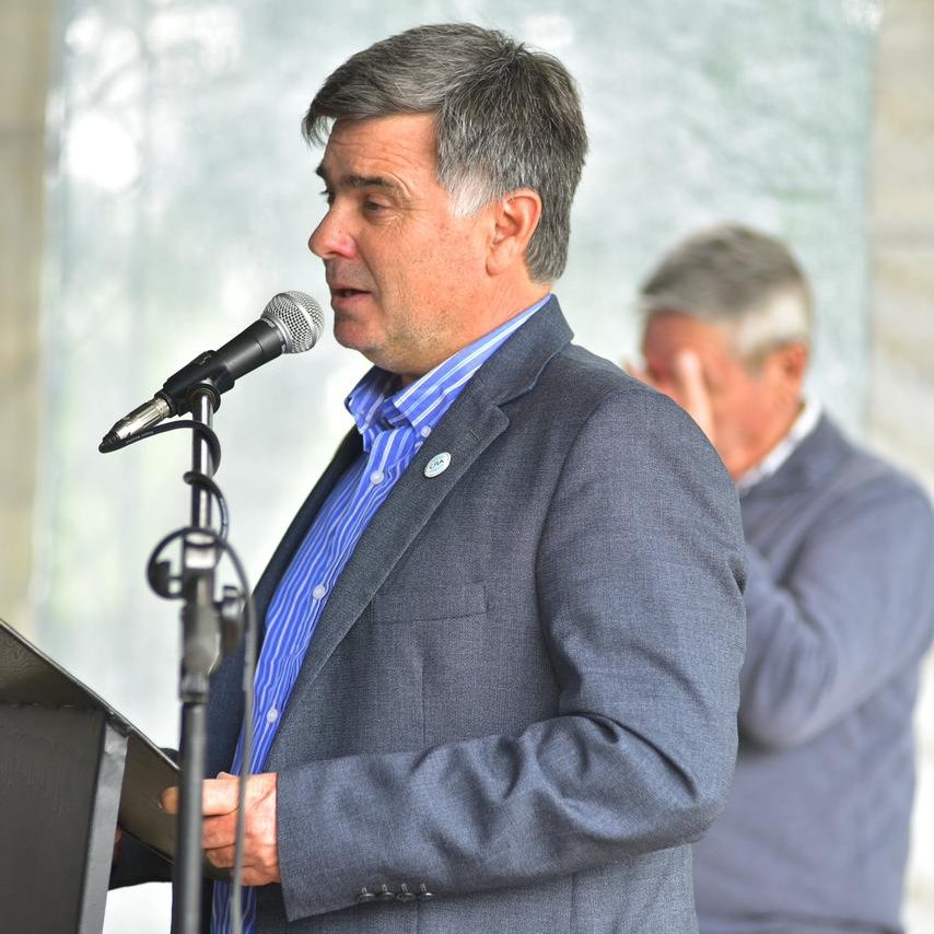 📣 Colombatto en Cólón, Entre Ríos: "CRA defiende a los productores en el territorio"
Participación del vicepresidente de CRA José Colombatto en la expo rural entrerriana.

Link a la nota  ▶️ bit.ly/46WKI6w