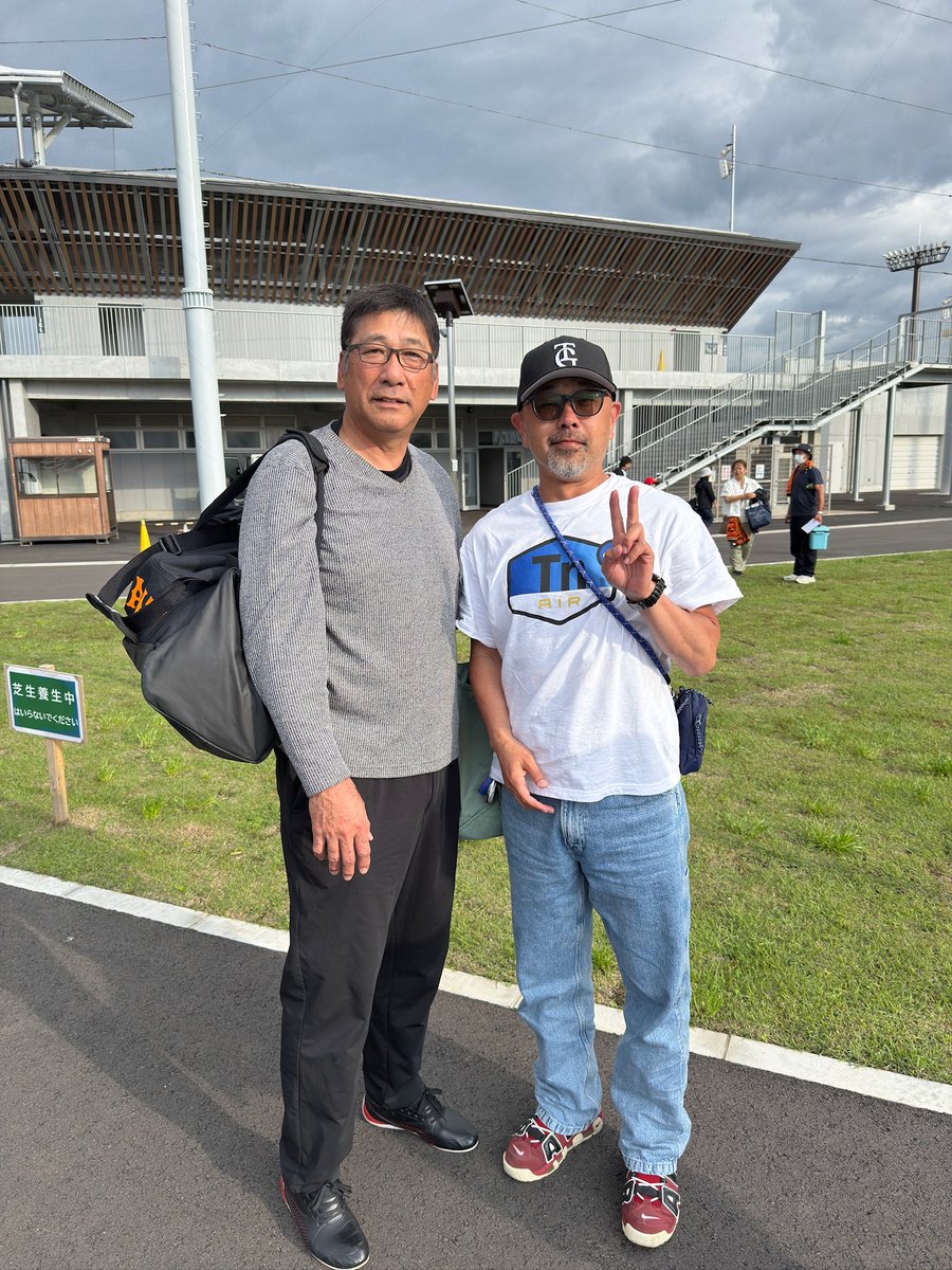 駒田さんも退団かぁ…😢

帰る時のファンとのやり取りは、面白かったな🤣　さすが駒田さん！って思いました🤭