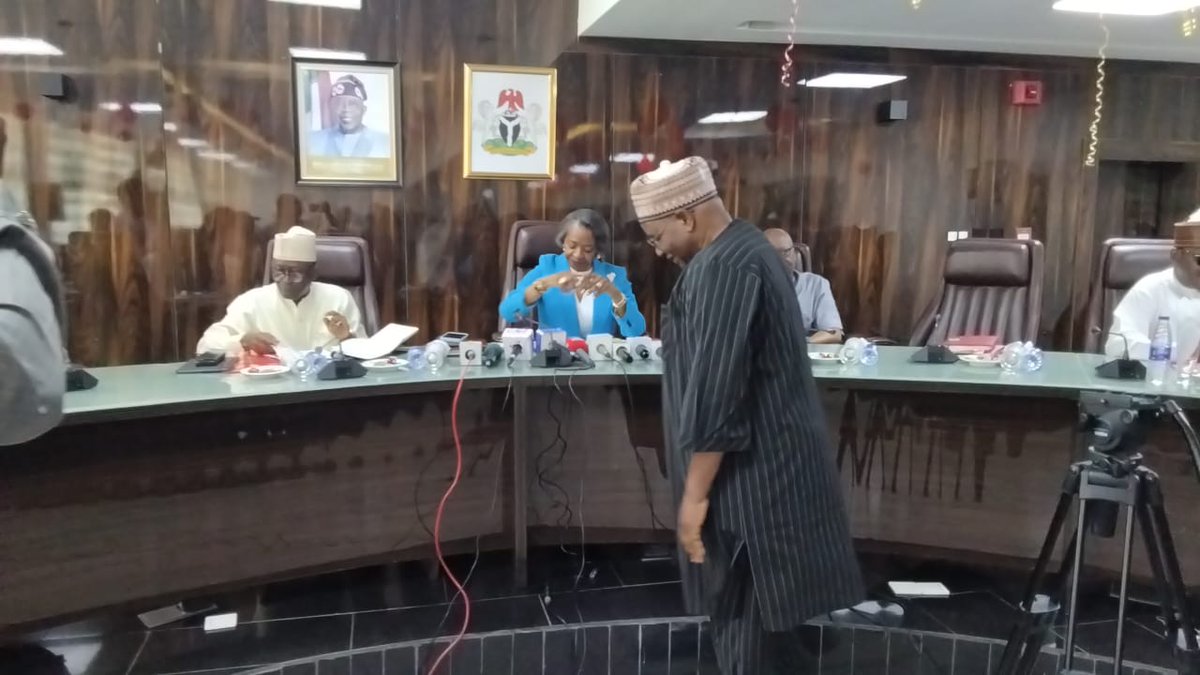 NgLabour's tweet image. STATEMENT FROM THE LABOUR PARTY

Acting INEC Chair, Agbamuche-Mbu meets Abure, other party leaders

...Promises to look into Labour Party's demands for FCT Candidates Upload

The acting Chairman of the Independent National Electoral Commission, INEC Mrs May Agbamuche-Mbu has…