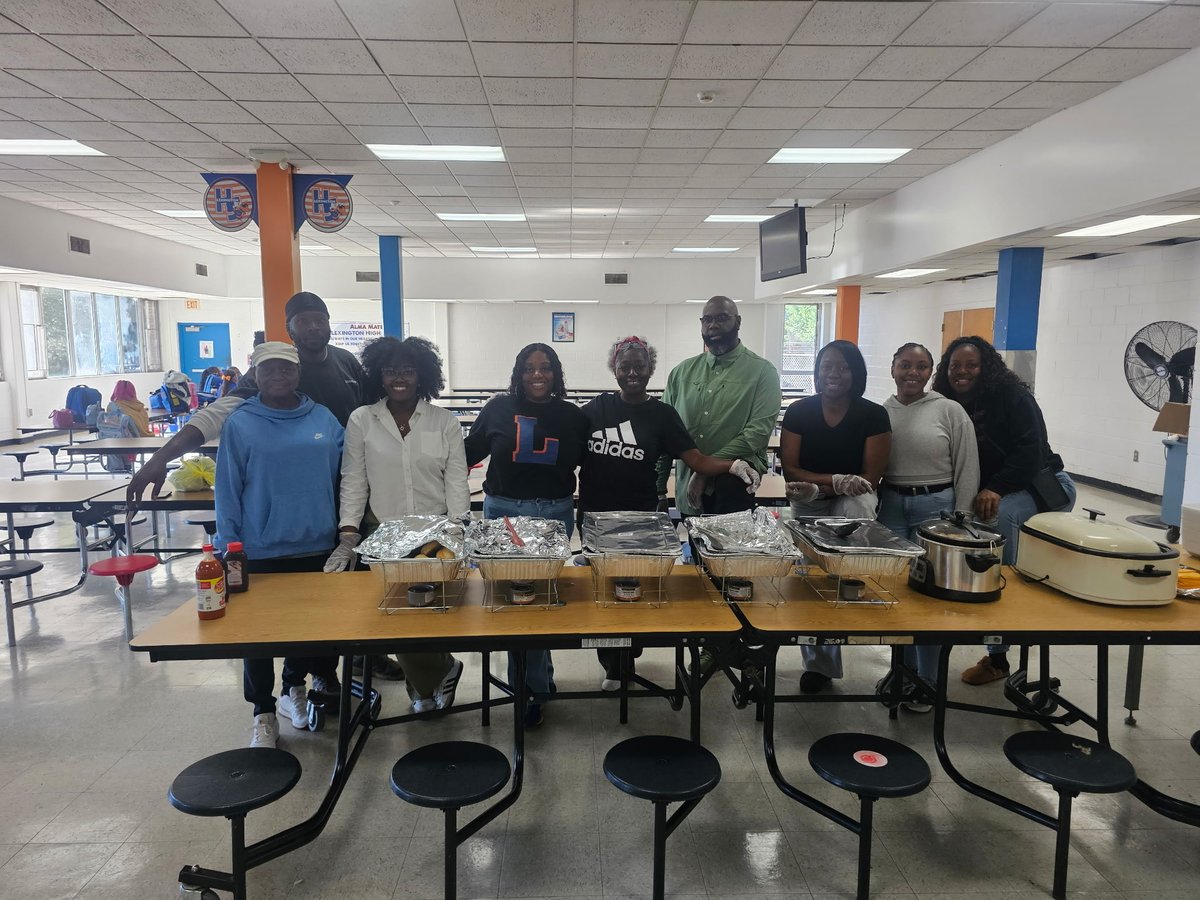 LSHS Football and S&C 🏈 tweet media