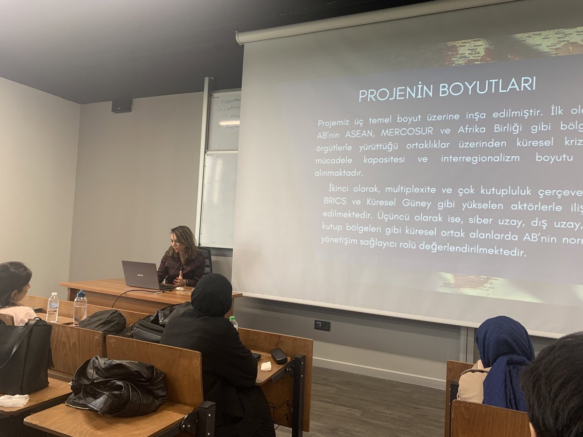 emelparlar2's tweet photo. 1st kick off meeting of our Jean Monnet center of excellence ( 2025-2028) on Global Europe in a multiplex world of crisis @EUErasmusPlus @MULTIPLEX_EU @marmara_ui @ArveloaMert @gulsiyeakin Stay tuned for our 2nd kick off ( this evening) and upcoming events. https://t.co/iv2Ra4okPp