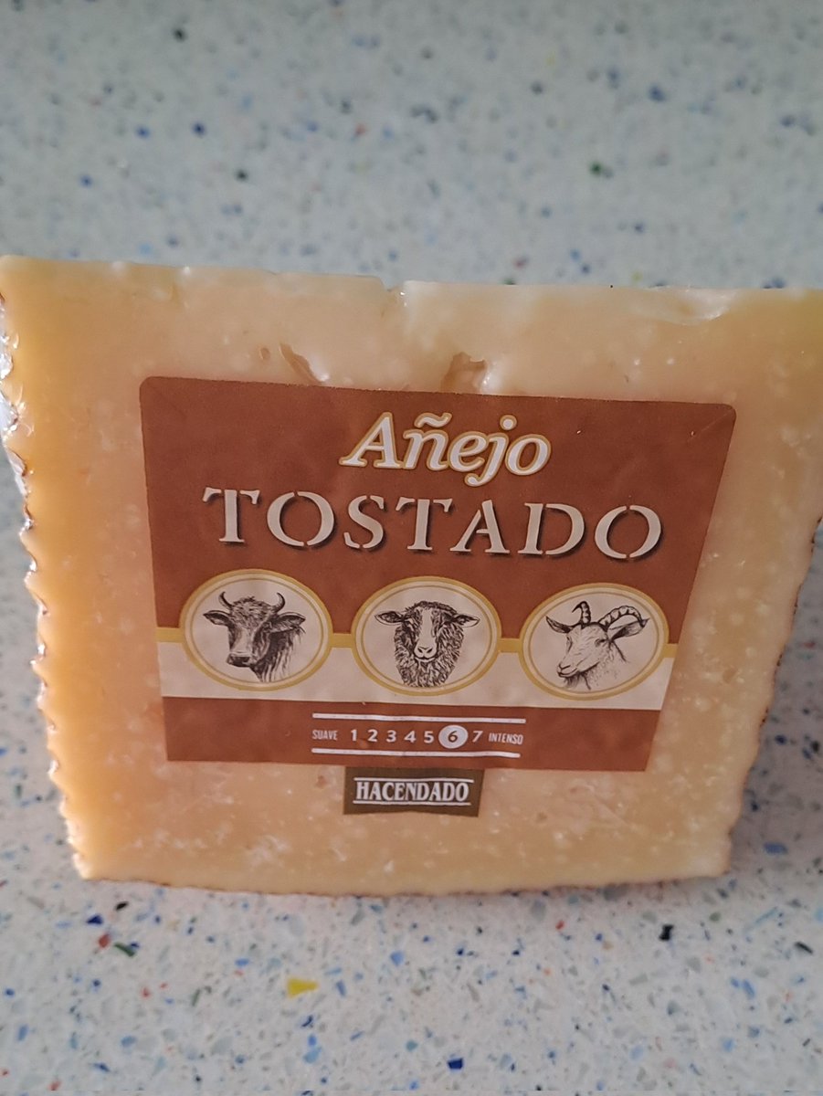 Luzyliu's tweet image. ¿Me lo merezco?
Yo digo sí. 🧀 

#CheeseLover