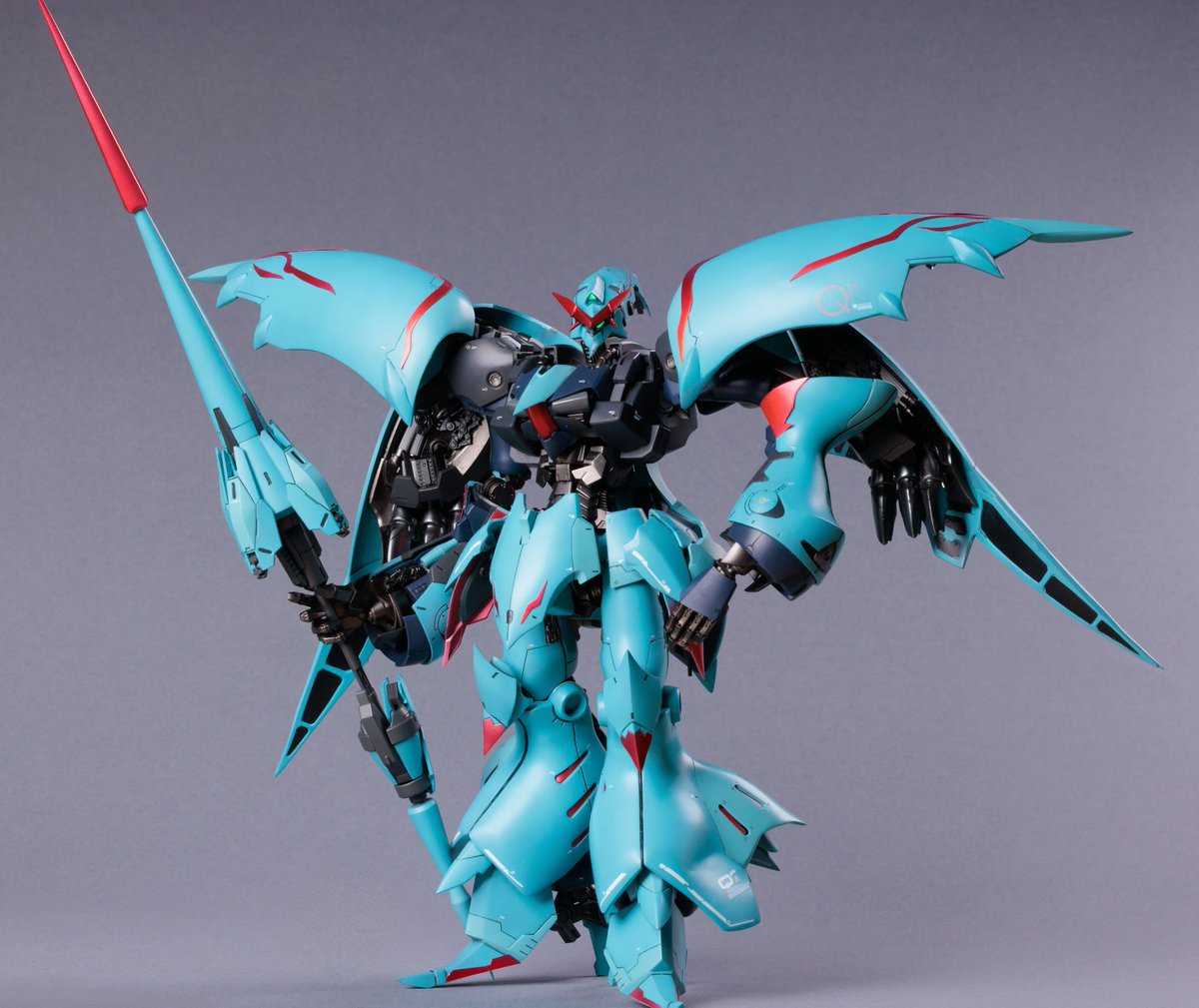 mabo_ma_mabo's tweet image. 「行くわよレイジ!本気でバトルをやる私がどれだけ強いか──見せてあげるわ!!」
【1/100 キュベレイパピヨン】˗ˋˏ ୨୧ ˎˊ˗
改めて完成です!
MGキュベレイダムドをベースにミキシング&セミスクラッチでドデカいパピヨンを製作しました!
#ガンプラ