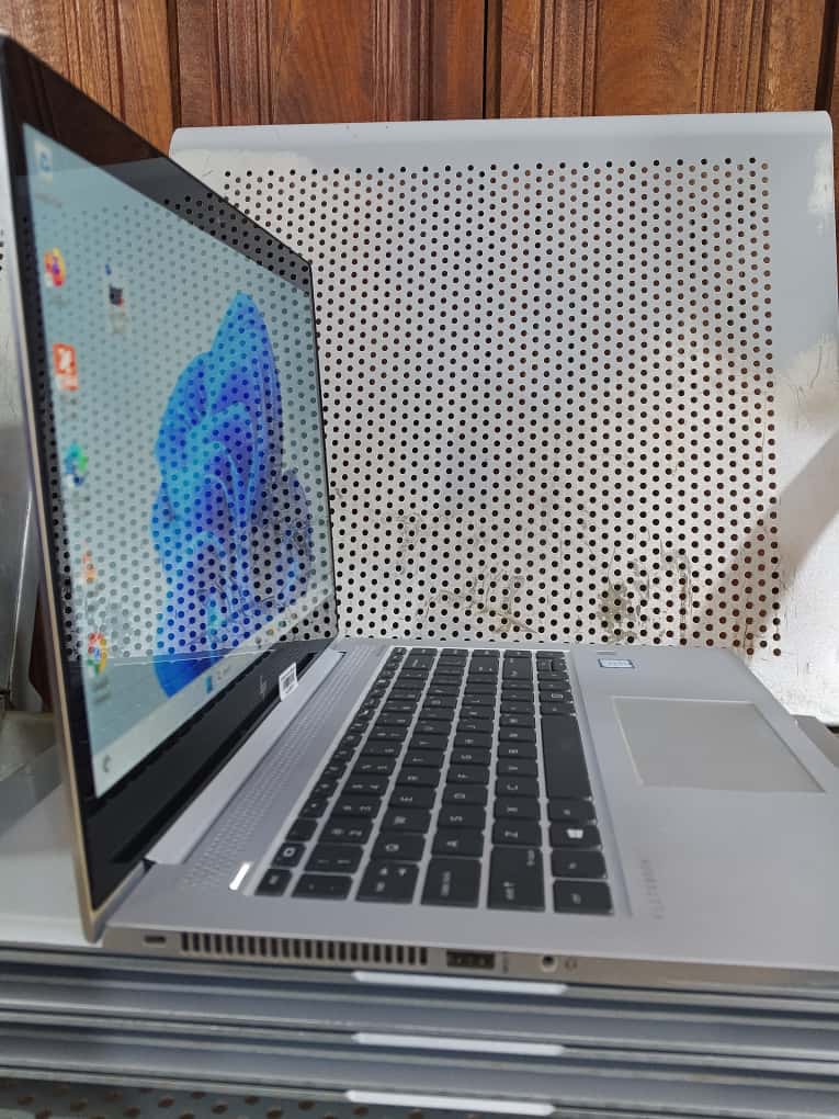 Thrill_PC's tweet photo. HP ELITEBOOK 1040 G4 (Touchscreen)
Intel Core i5-7300u (7th Gen) 14.0” 1920 x 1080 HD Basic Speed: 2.70Ghz  
WebCam | Bluetooth | WiFi | Backlite Keyboard | Wins
11
8GB DDR4 RAM 256GB SSD  @310,000
#fyp #Thrill #Hp #studentpc https://t.co/GQ45DoEp3W