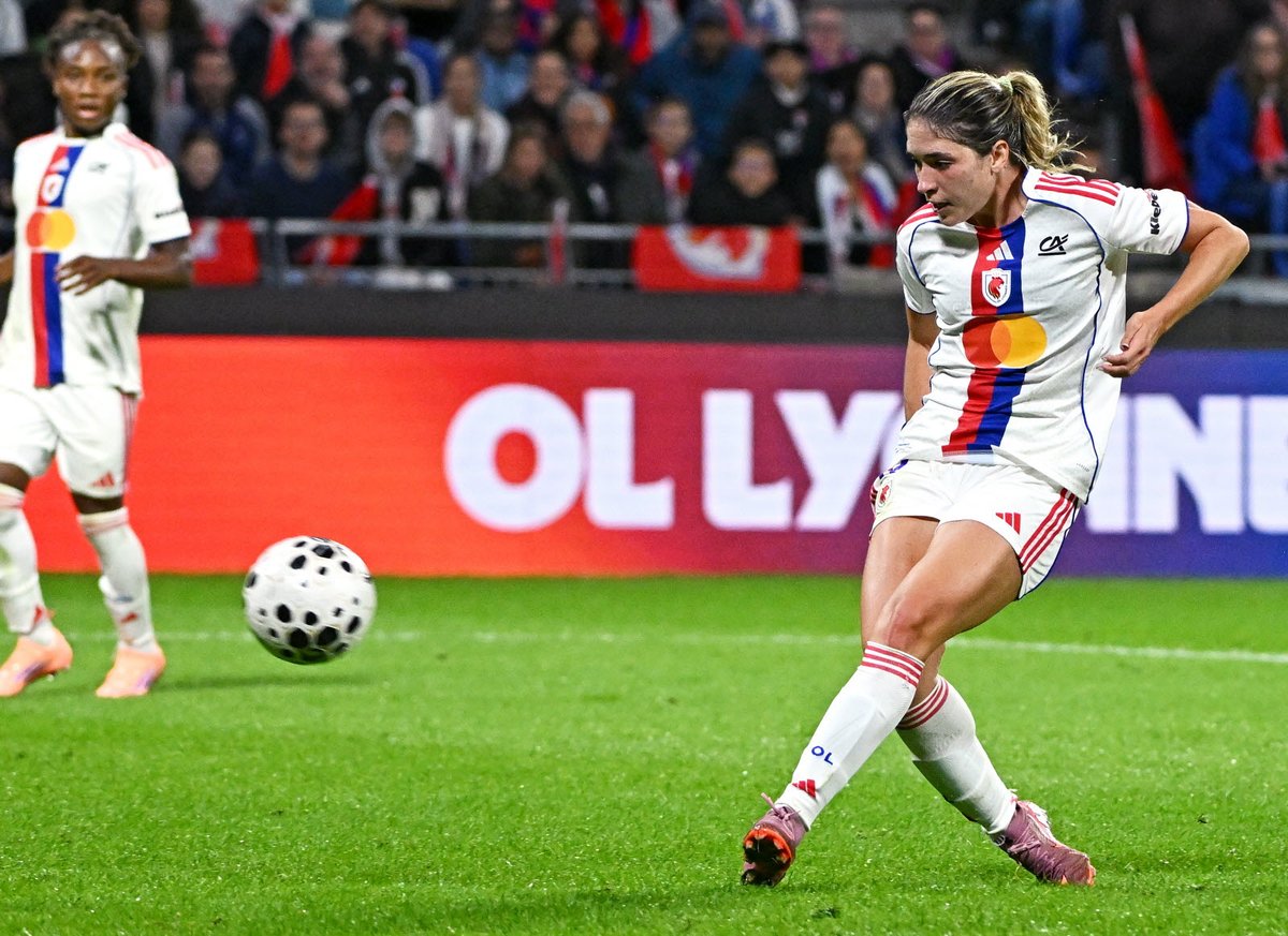 fenottes's tweet photo. Korbin #Shrader forfait pour la venue de Saint-Pölten en Ligue des Champions
#OLLSPO
(Le Progrès : https://t.co/Fe1uBpewCa) https://t.co/S6ra4ZoCAR