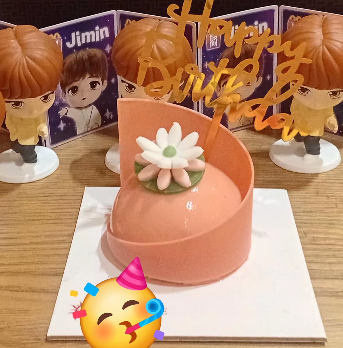 SofiaBryan10's tweet image. My cake for Jimin day.😊
Happy Jimtober

@jiminiemelody 
#CakeForJiminContest 
#Jimin #HappyJimtober2025 #OurMuseJimin