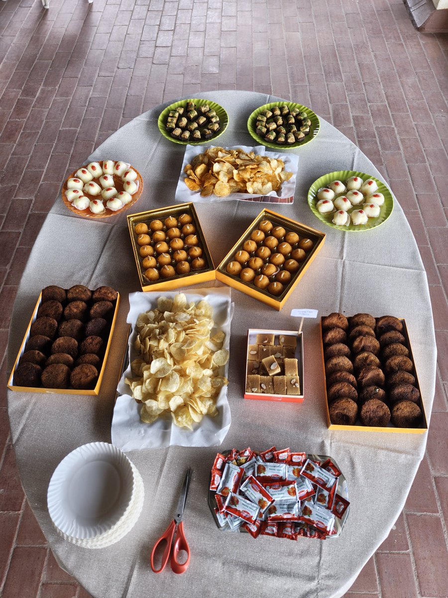 CHEP_IISc's tweet image. CHEP Diwali get-together.
A mini pre Diwali sweet snack at CHEP balcony.