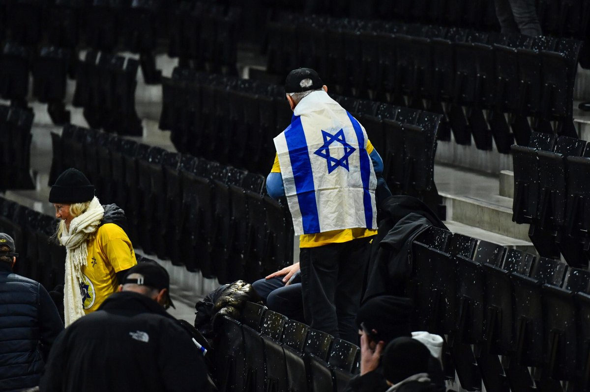 le_Parisien's tweet image. Requêtes « refusées », les athlètes israéliens restent exclus des Mondiaux de gymnastique en Indonésie
➡️ l.leparisien.fr/Vpzl