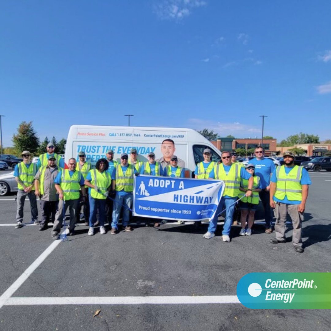 CenterPoint_MN's tweet image. Shoutout to our employees who rolled up their sleeves to clean a two-mile stretch of highway in #PlymouthMN — collecting an impressive 42 bags of trash. Thanks to their efforts, they're helping power a cleaner, safer community! #AdoptaHighway