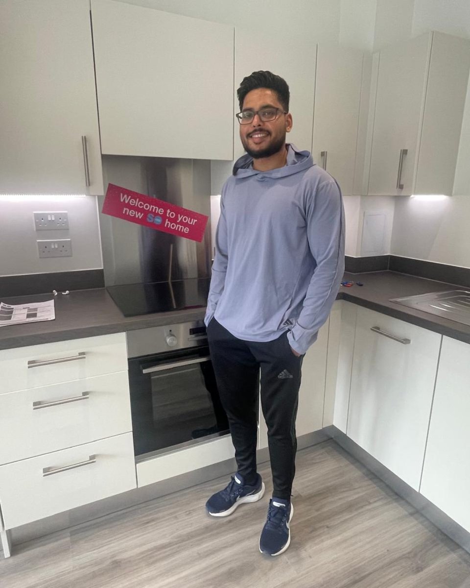 We’re excited to welcome our newest homeowner to their stunning Wembley apartment. 🥳🏙️
Whether it's cosy nights in or entertaining friends, this space is ready to create unforgettable memories. Here’s to beautiful moments, and a place to call home.
#WembleyLiving #LondonLiving