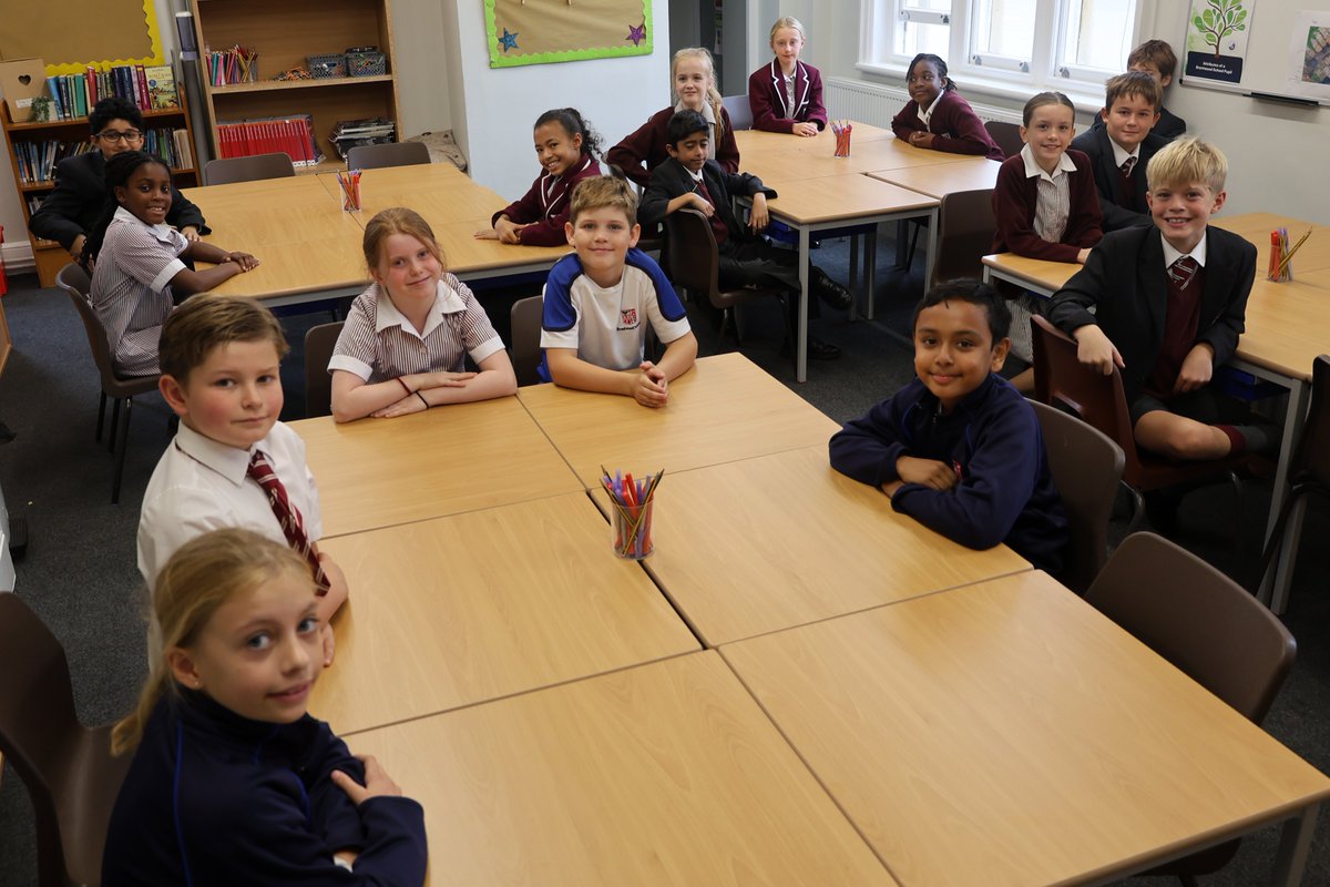 Brentwood_Prep's tweet image. Year 5 PYP Inquiry into Materials and the Environment has had a fantastic real-world outcome!
As pupils got new desks, the old ones have been sent to #WastetoWonder. They relocate old furniture to schools in need, like those in West Africa🙌
#PYP #InquiryLearning
