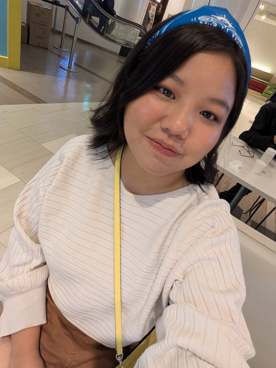 carmellepudding's tweet photo. life update: cute ko https://t.co/srIMjT6kFu