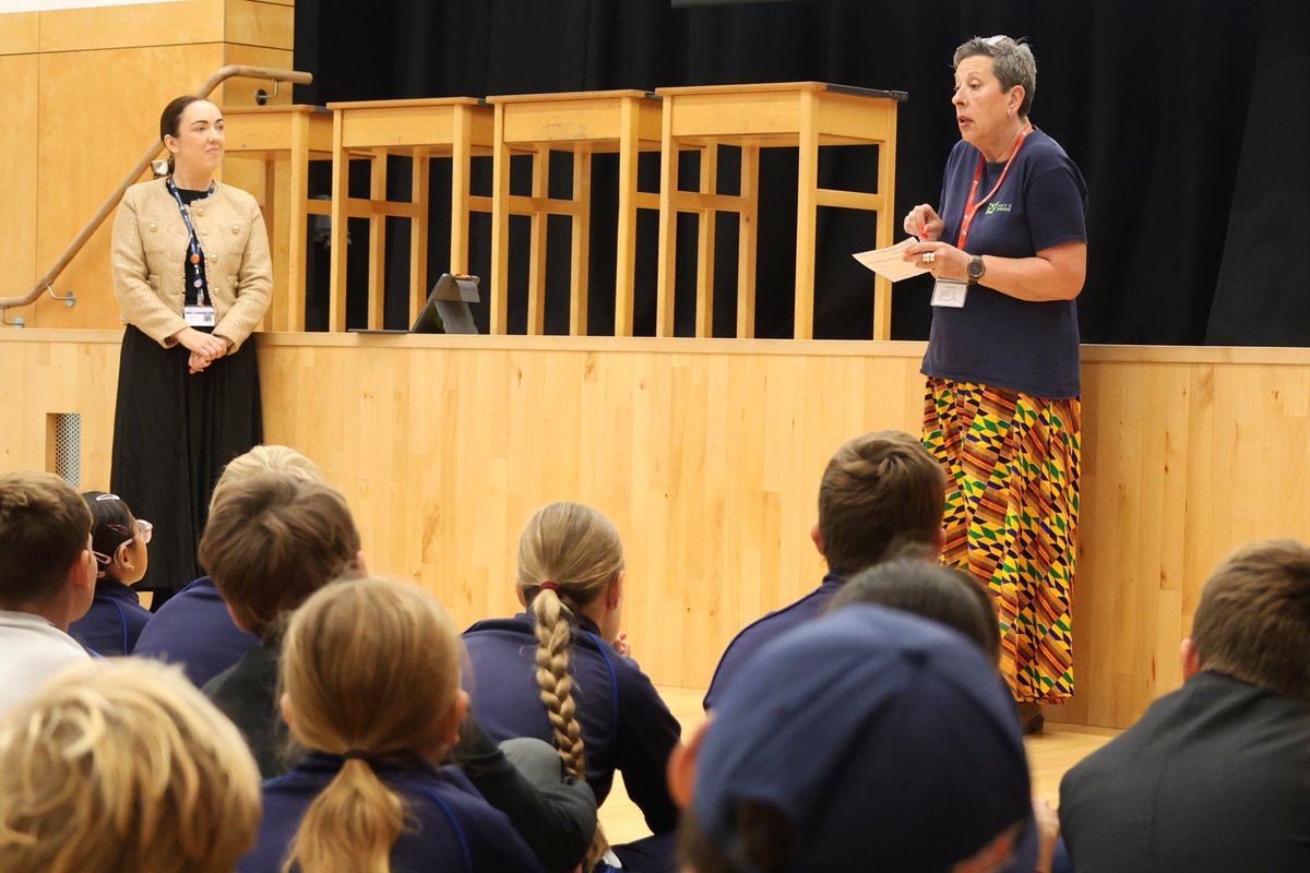 Brentwood_Prep's tweet image. Year 5 PYP Inquiry into Materials and the Environment has had a fantastic real-world outcome!
As pupils got new desks, the old ones have been sent to #WastetoWonder. They relocate old furniture to schools in need, like those in West Africa🙌
#PYP #InquiryLearning