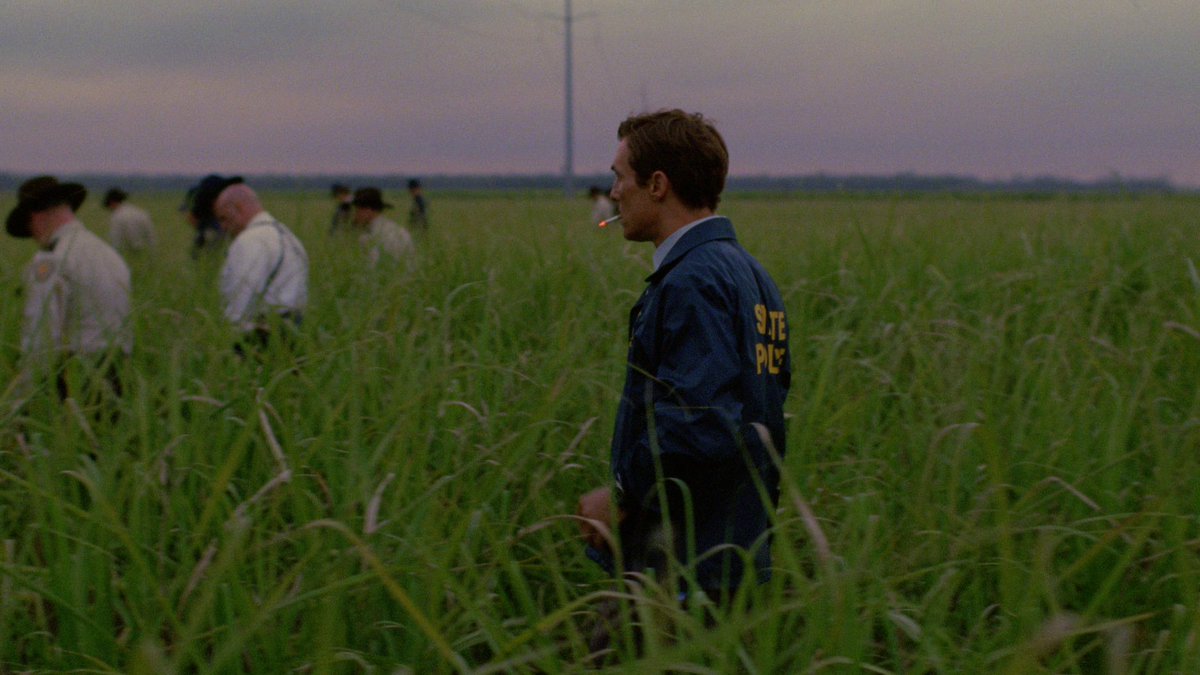 bartonovopolis's tweet image. “The Long Bright Dark”
One of my favorite series premieres ever.