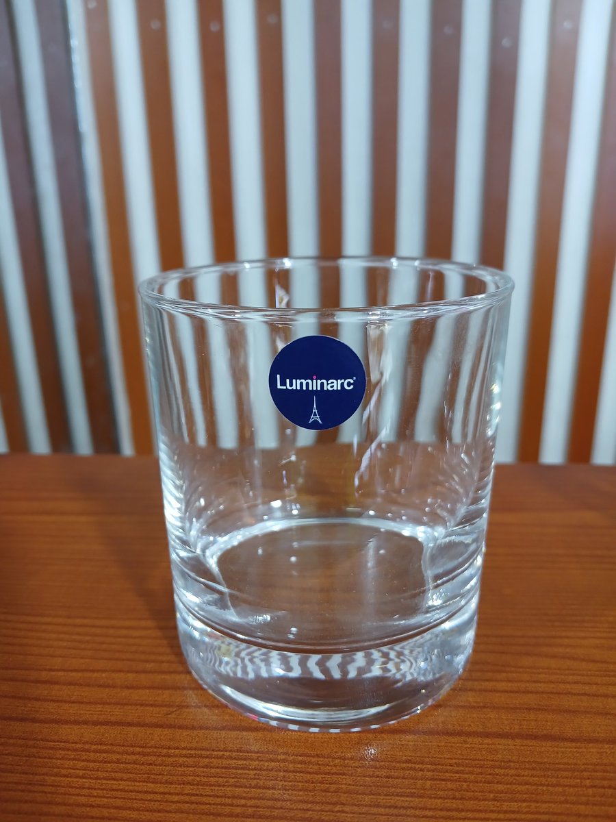 Hi
Whiskey glasses
Frame 1; 35,000 dozen
Frame 2; 65,000 dozen 
0770955232/0704156306
