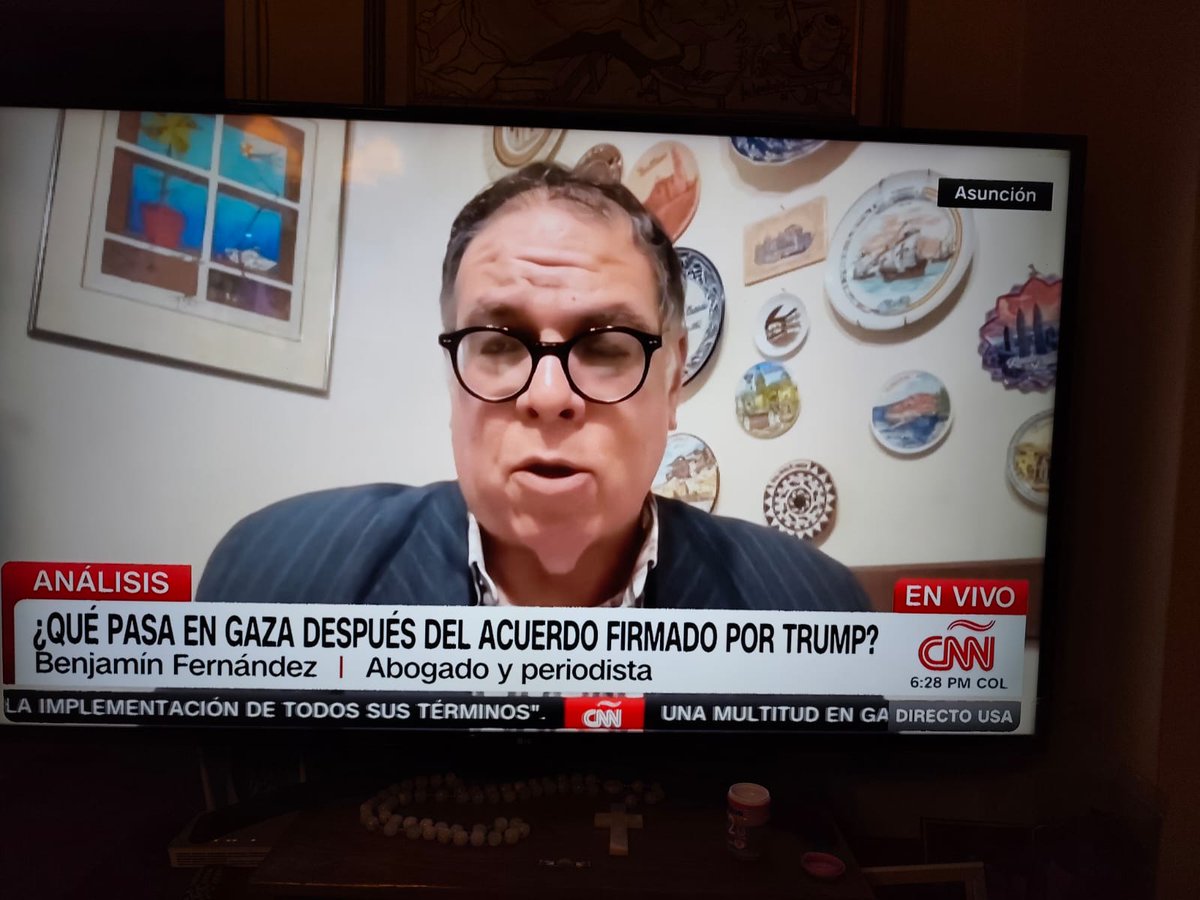 Benjamín Fernández Bogado (@benjalibre) on Twitter photo Lo que deja el acuerdo de paz entre Israelitas y Palestinos en la entrevista con Juan Carlos Lopez de CNN desde Washington. Una serie de interrogantes a un conflicto con mas de 67 mil palestinos y 1200 israelitas muertos. Ojalá -si Dios quisiera del árabe- se imponga la paz. Lo que deja el acuerdo de paz entre Israelitas y Palestinos en la entrevista con Juan Carlos Lopez de CNN desde Washington. Una serie de interrogantes a un conflicto con mas de 67 mil palestinos y 1200 israelitas muertos. Ojalá -si Dios quisiera del árabe- se imponga la paz.