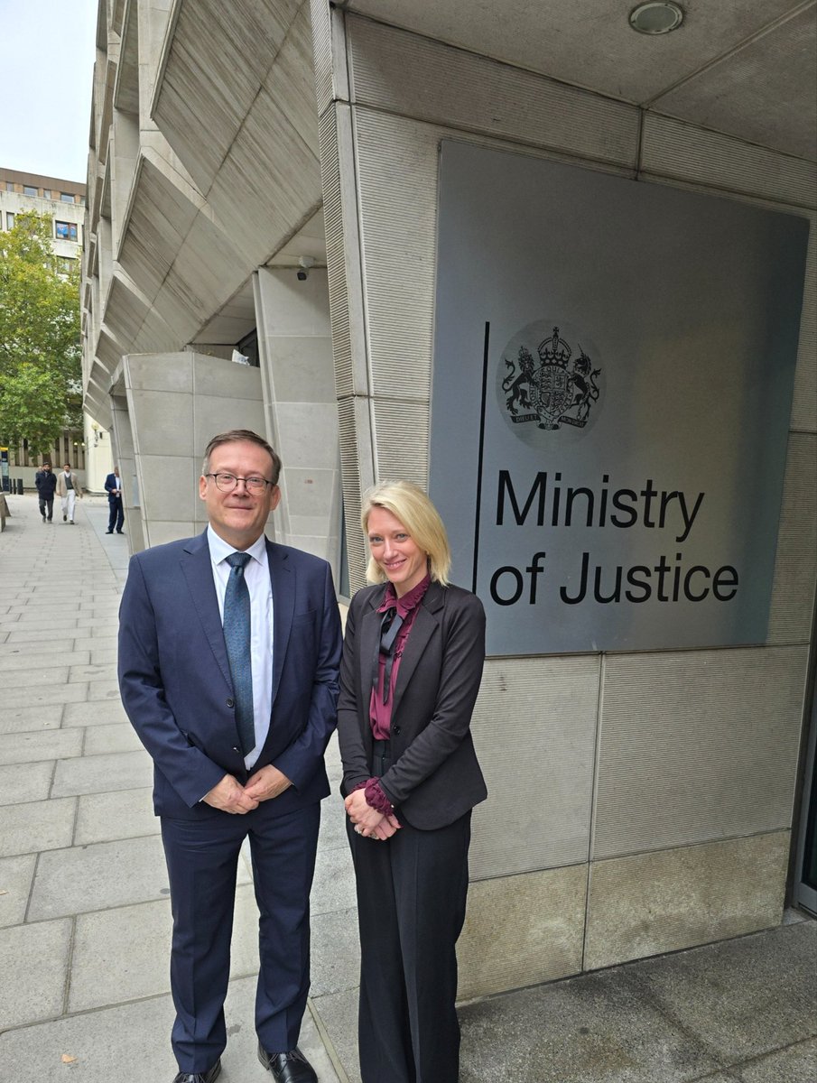 LDNVictimsComm's tweet photo. Wonderful to meet again with Roland Weber in his dual roles as Berlin Victims Commissioner and Federal Commissioner for Victims of Terrorism. Important discussion following the Manchester terrorist attack - sharing best practice on access to compensation and support for victims. https://t.co/MTAJMMrfw7