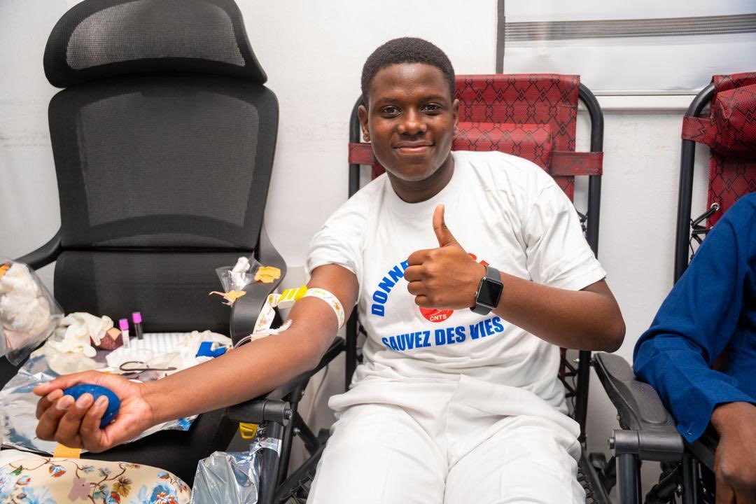 FBNBank Sénégal continue d’agir avec le cœur ❤️
Nos équipes se sont mobilisées pour une journée de don de sang en partenariat avec le Centre national de transfusion sanguine.
Une action qui reflète notre engagement à toujours placer l’humain au centre de nos valeurs.