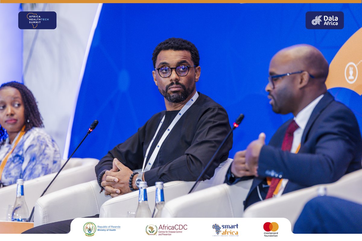 AfricaHTSummit's tweet photo. 𝐇𝐚𝐫𝐧𝐞𝐬𝐬𝐢𝐧𝐠 𝐃𝐢𝐠𝐢𝐭𝐚𝐥 𝐎𝐧𝐜𝐨𝐥𝐨𝐠𝐲 𝐟𝐨𝐫 𝐄𝐪𝐮𝐢𝐭𝐚𝐛𝐥𝐞 𝐀𝐜𝐜𝐞𝐬𝐬

At #AHTS2025, the conversation on precision medicine and digital oncology took center stage. Experts explored how digital tools and #AI-driven diagnostics can reshape cancer care in Africa, making treatment more accurate, personalized, and accessible. From early detection to real-time radiotherapy insights, this session spotlighted the transformative power of tech to close the care gap.

#AHTS2025 #DigitalOncology #PrecisionMedicine #HealthEquity #CancerCare #ConnectedCare #HealthTechAfrica