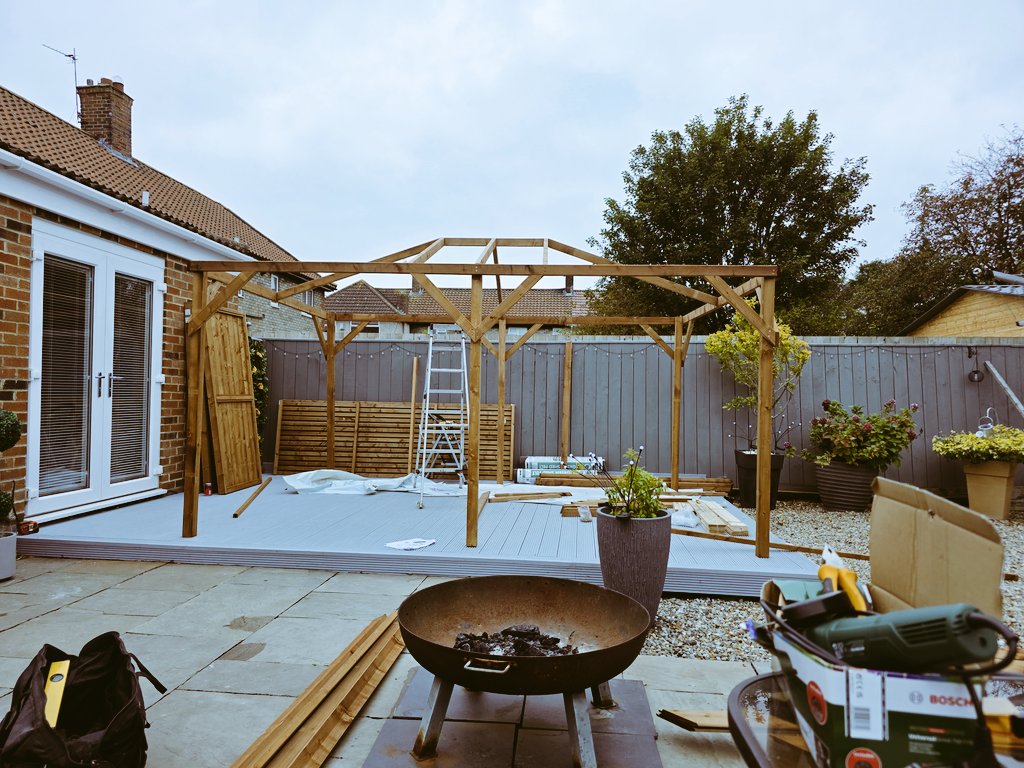 MOM🇺🇸 tweet media