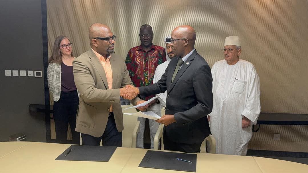 Doha | La RDC et l’Alliance Fleuve Congo/M23 ont signé ce 14 octobre le Mécanisme de surveillance du cessez-le-feu, sous facilitation du Qatar.
Des observateurs du Qatar, des États-Unis, de l’UA, de la CIRGL et de la MONUSCO y participent.