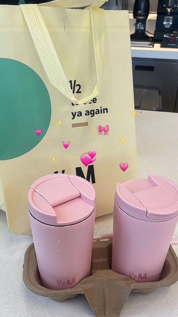 wllu_90's tweet photo. 🌸💞🎀 https://t.co/rhyeTsiOSP