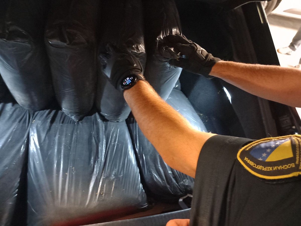 Uprava za indirektno oporezivanje tweet media