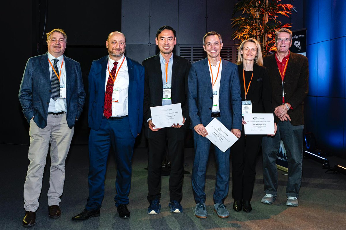 Division de Chémobiologie tweet media