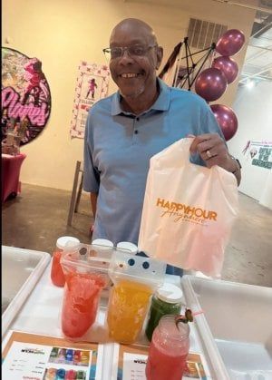 Pink Planes tweet media