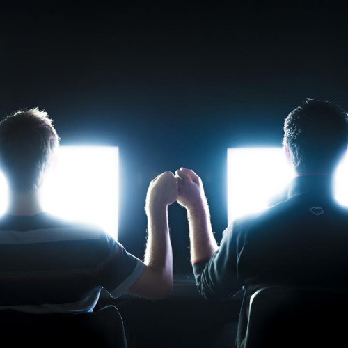 La semaine dernière on est repassés Gold 1. Aujourd'hui on revient en platine !
Duo q avec <a href="/DeneauxT/">Thomalin</a> 🔥 
twitch.tv/lenicoof07 🔴