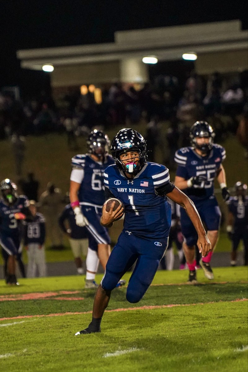 1824 yards 26 TDs through 7.

Blessed to be 7-0